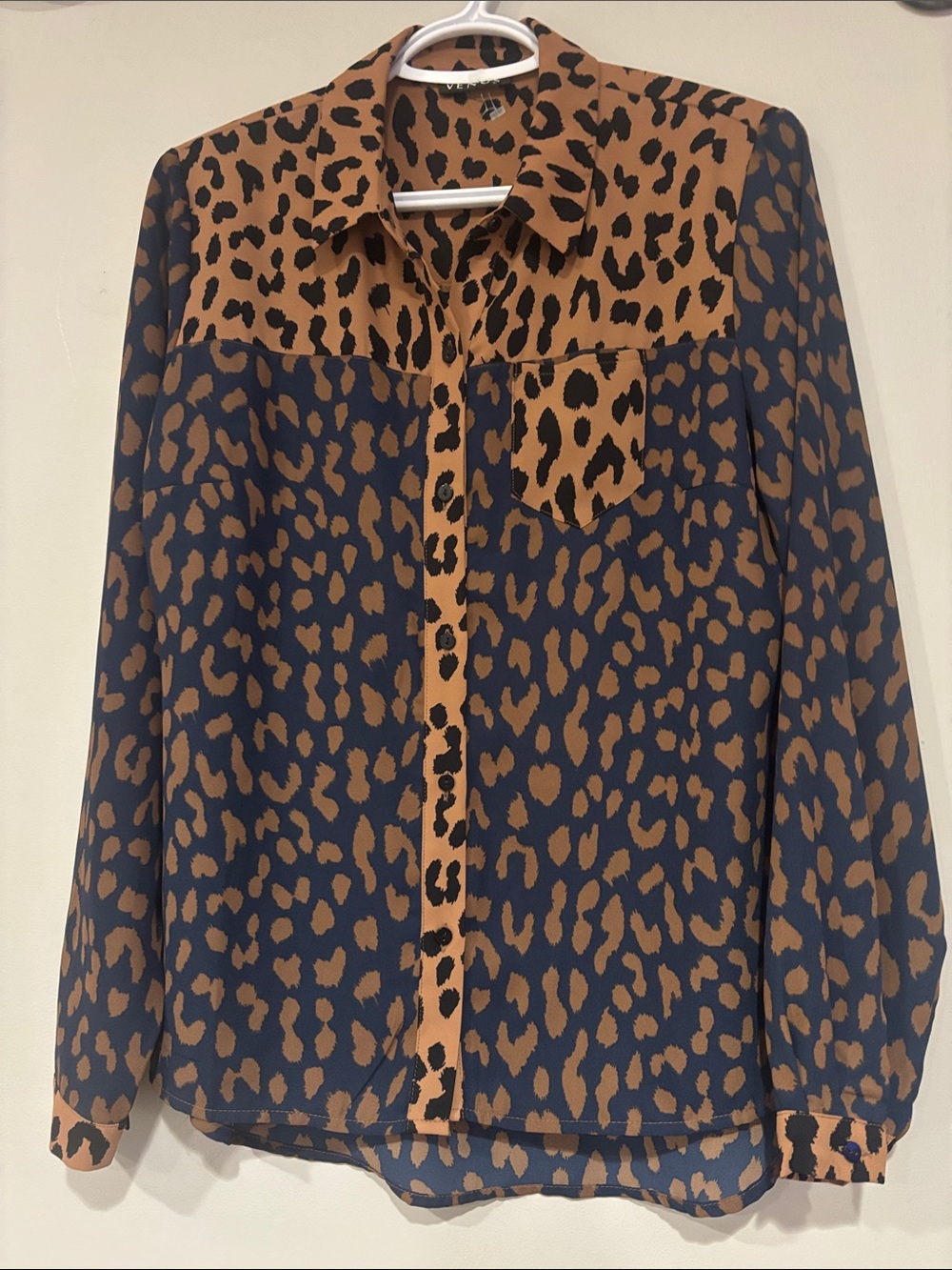 VENUS Navy and Brown Leopard Print Button-Down Shirt